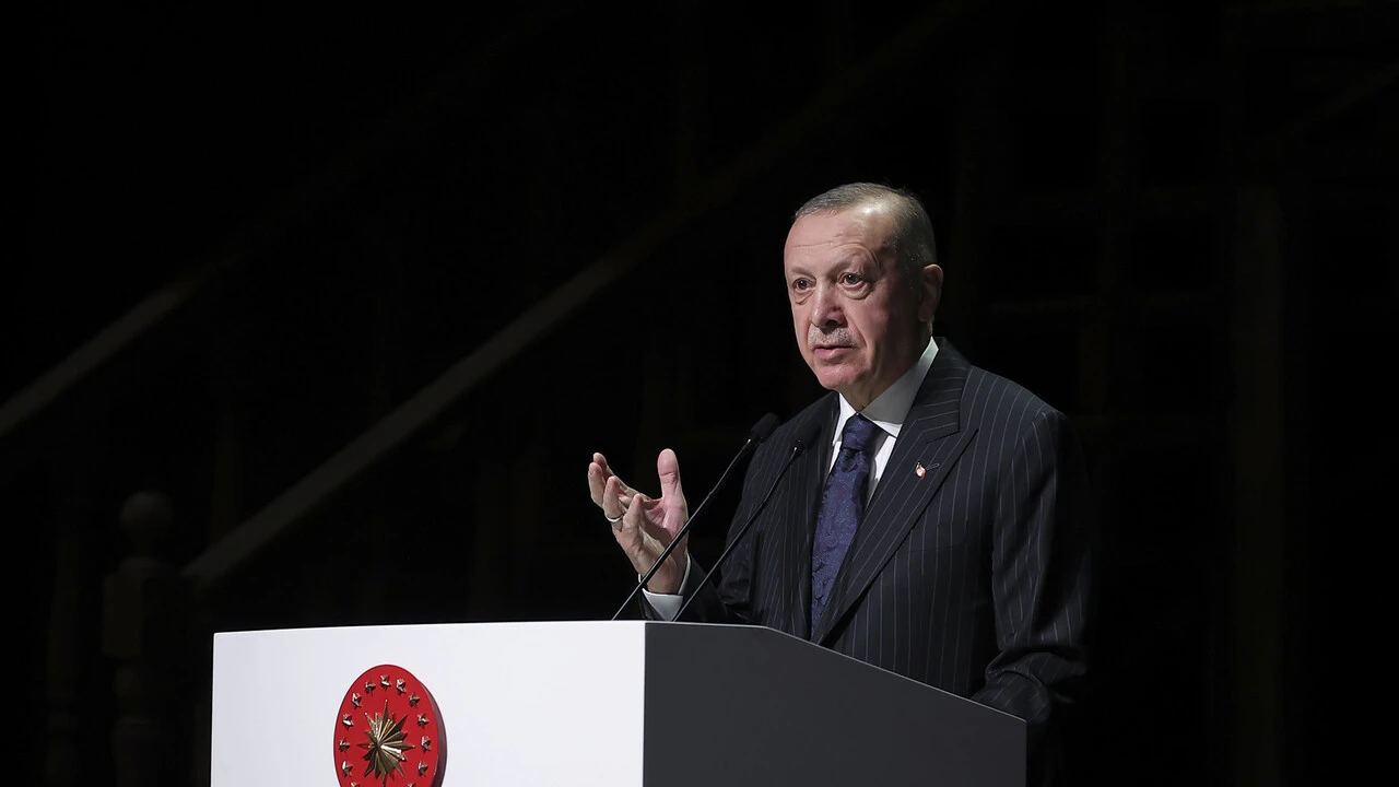 Son dakika! Cumhurbaşkanı Erdoğan: Tek kalsak da mücadele vereceğiz