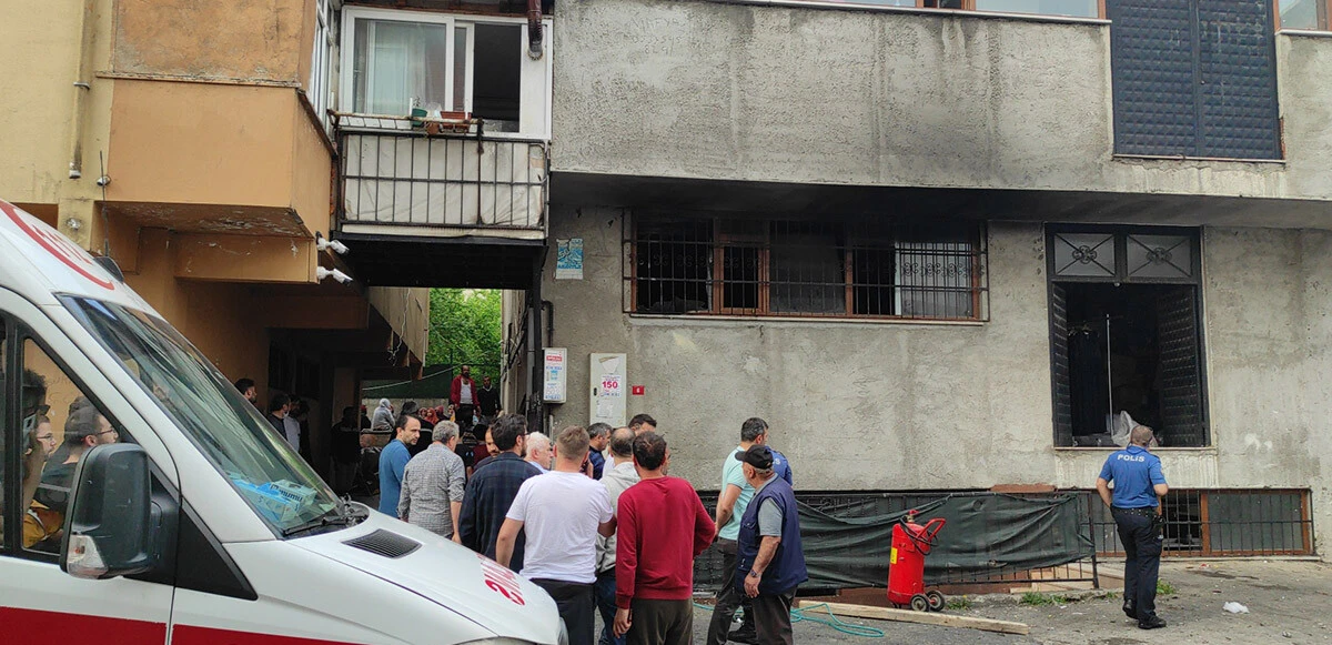 Sultanbeyli'de tekstil atölyesinde çıkan yangın kontrol altına alındı