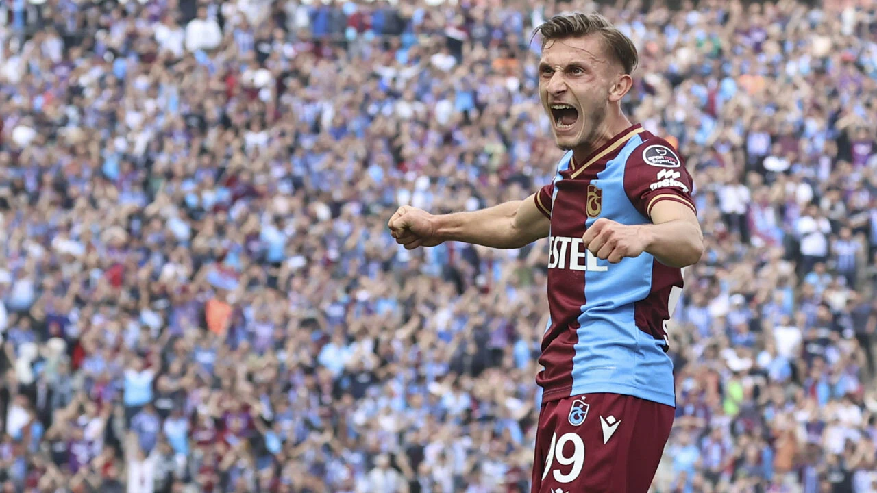 Şampiyon Trabzonspor, İstanbul'da kazandı