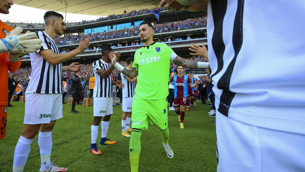 Şampiyon Trabzonspor, İstanbul'da kazandı