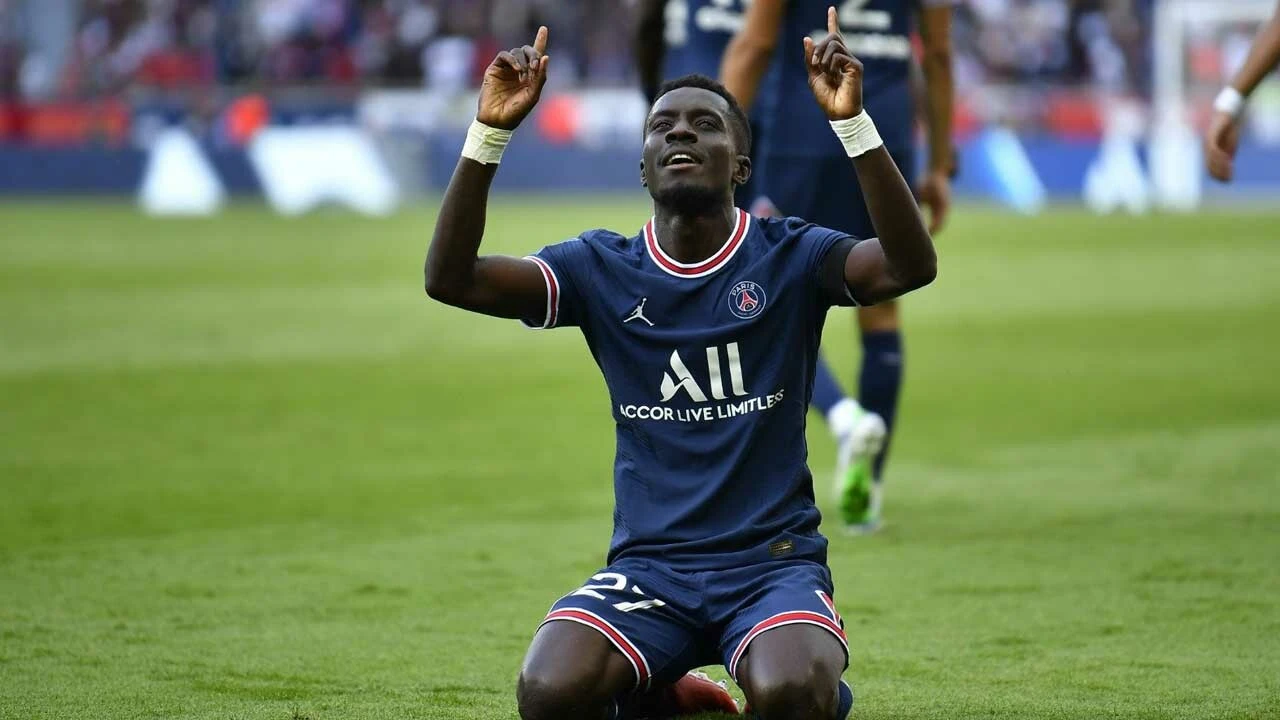 Formayı görünce çıldırdı: PSG’nin yıldızı maça çıkmadı!