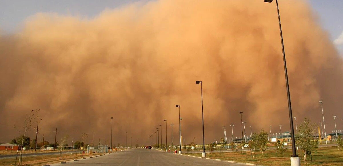 Meteoroloji il il uyardı: 2 bölgede toz taşınımı alarmı! ‘Hassas’ düzeye ulaşacak, dışarı çıkmayın