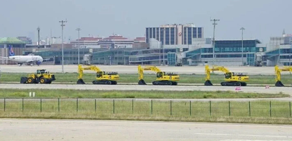 Ulaştırma ve Altyapı Bakanlığı'ndan Atatürk Havalimanı açıklaması: Açık tutulacak