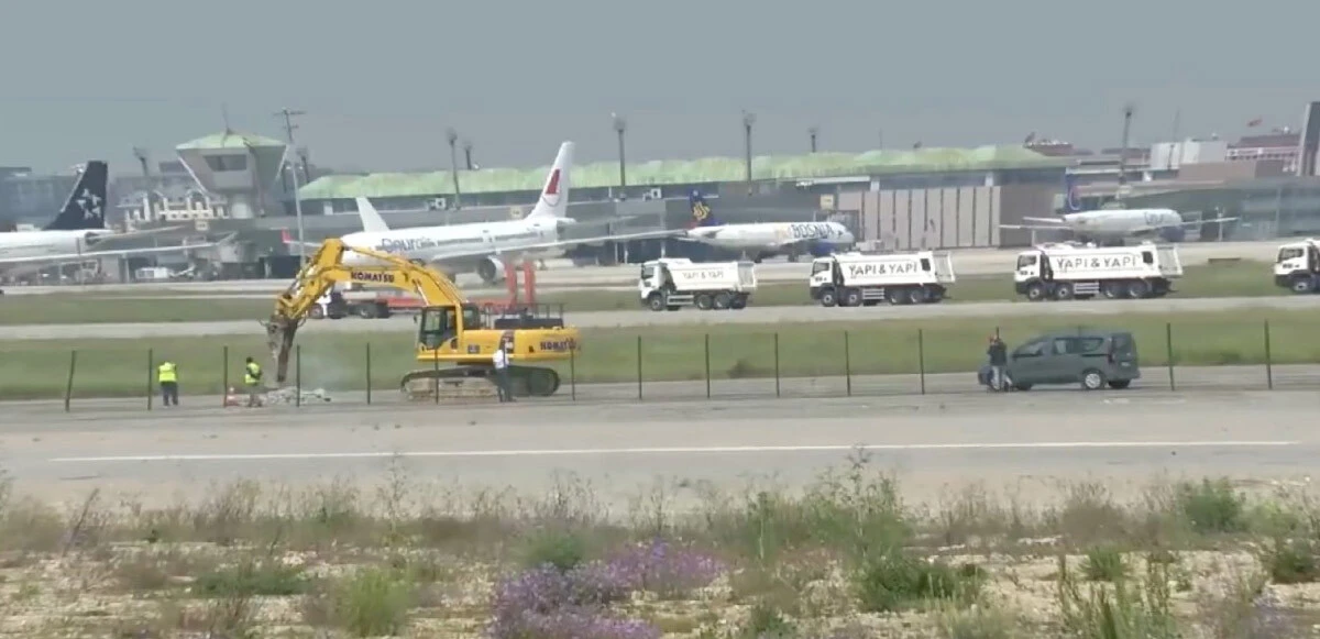 Ulaştırma ve Altyapı Bakanlığı'ndan Atatürk Havalimanı açıklaması: Açık tutulacak