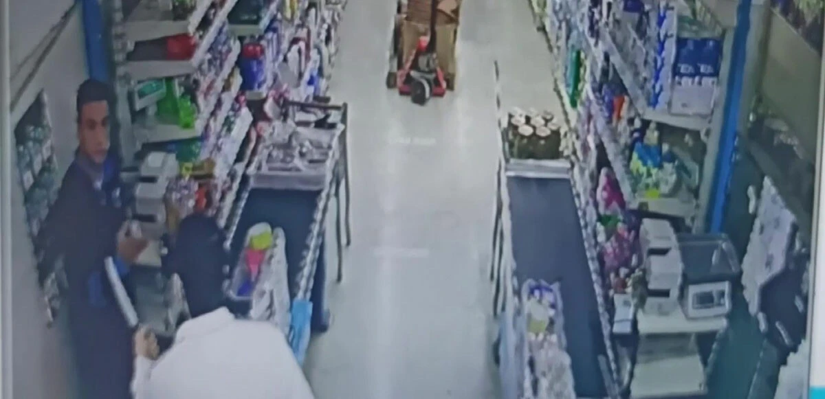 Satırlı hırsızı <a href=