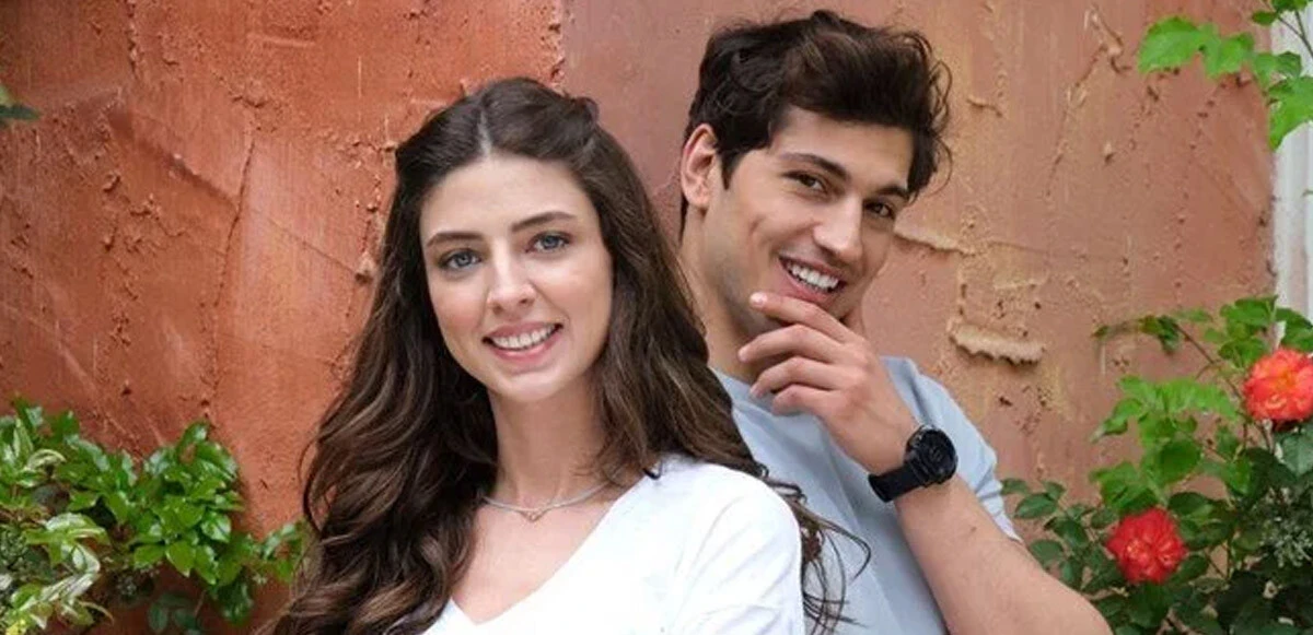 Yeşilçam'ın gözdesi 'Ah Nerede' filmi dizi oluyor! Başrol oyuncuları da belli oldu