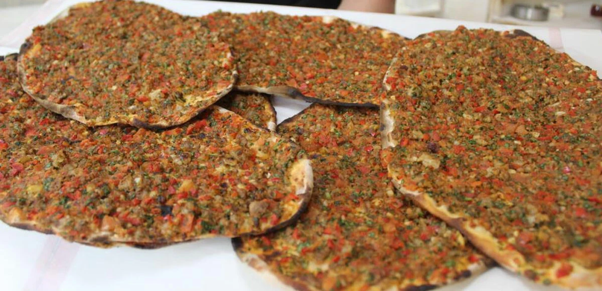 Bodrum'daki bir lahmacun fiyatına Gaziantep’te 20 lahmacun yeniyor