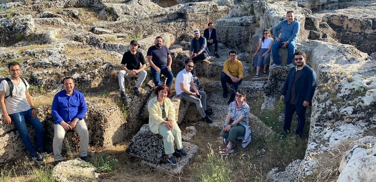 Gazeteciler tarih ve huzurun şehrine hayran kaldı