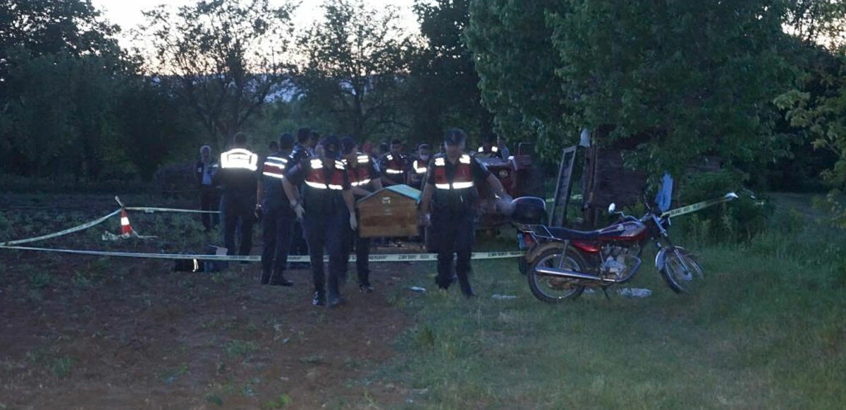 Traktörün şaftına başını kaptıran çocuk hayatını kaybetti