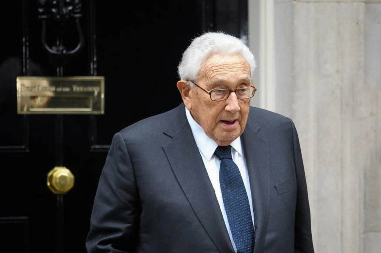 'Ukrayna toprak vermeli' sözlerine Zelenskiy'den sert tepki