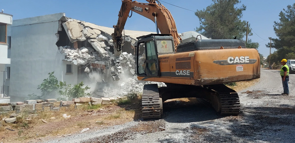 Bodrum'da kaçak yapılarla mücadele hız kesmeden devam ediyor