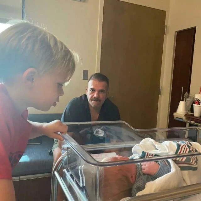 İmaj değiştiren Tolga Karel 4. kez baba oldu! Bebeğine koyduğu isim duygulandırdı