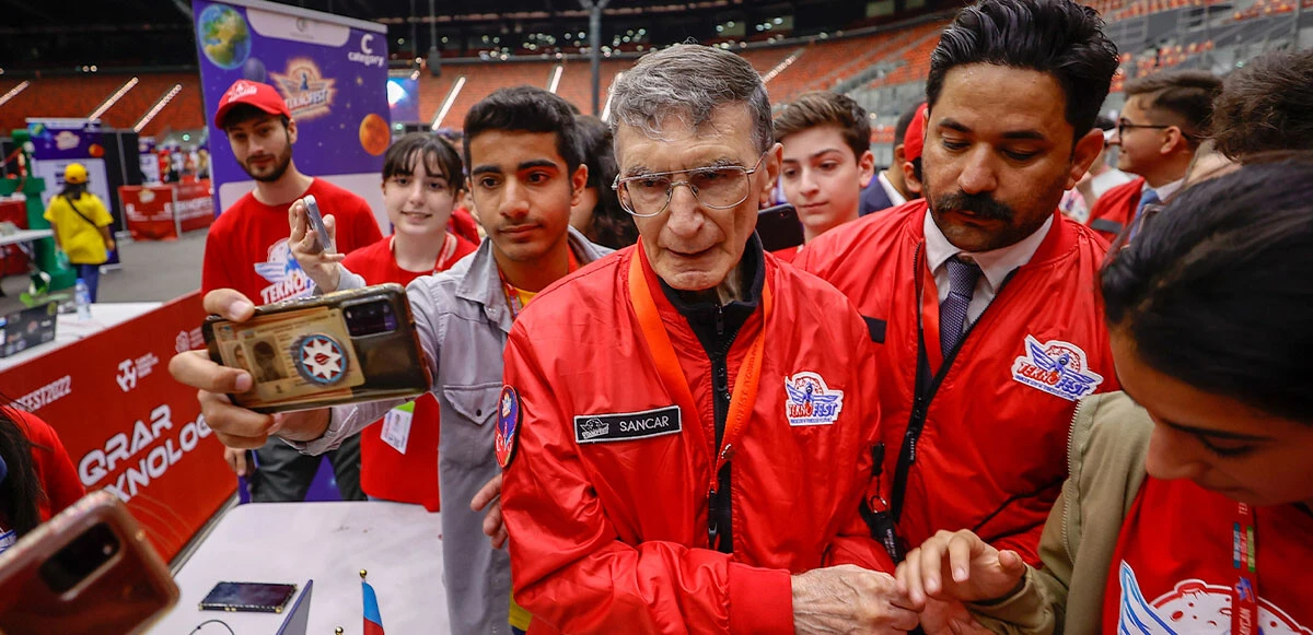 Teknofest ilk kez Bakü'de! Erdoğan'dan  Sözde değil özde kardeşiz, iki devlet iki halkız