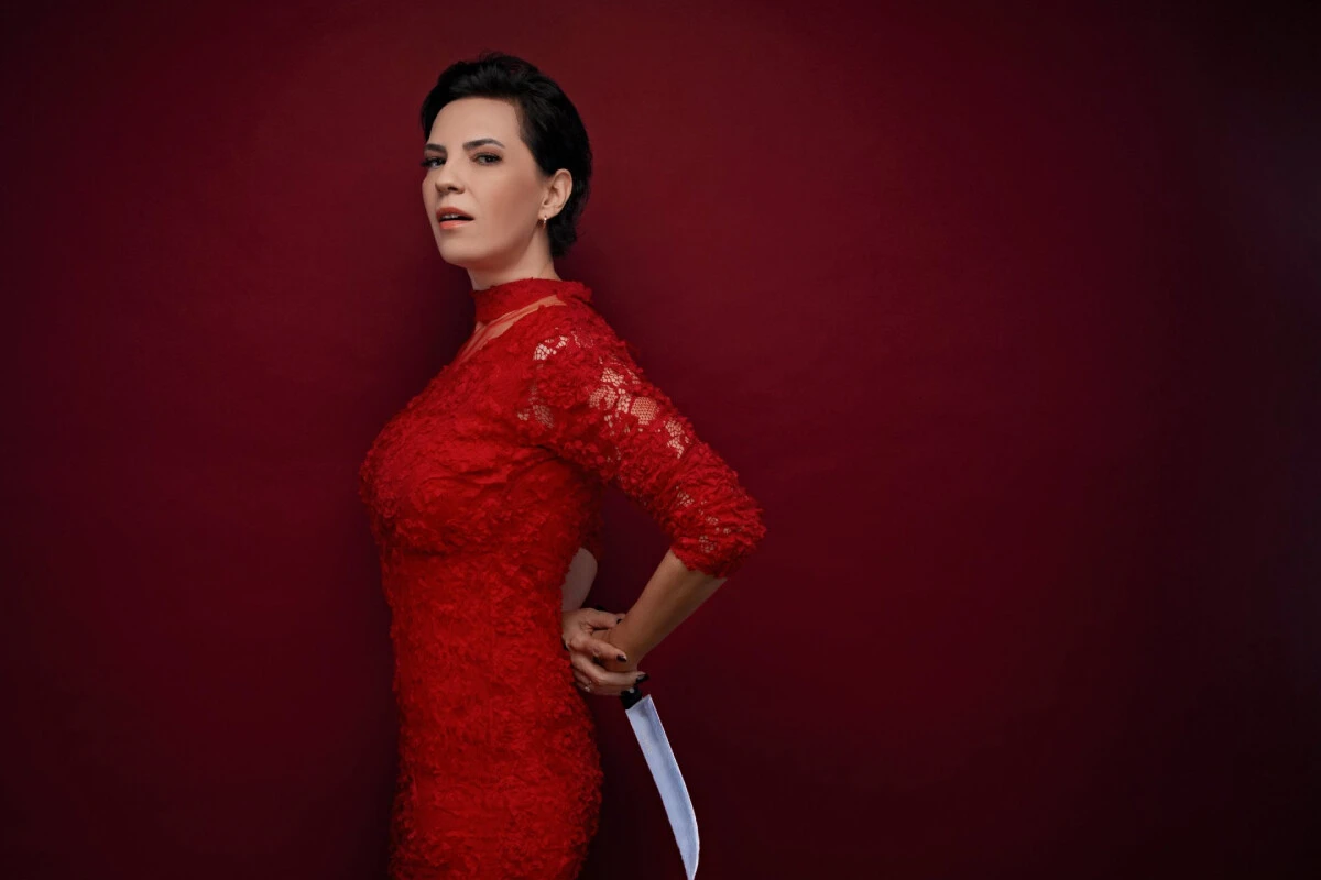 Yeşim Salkım kimdir? Şarkılar Bizi Söyler konuğu Yeşim Salkım kaç yaşında, nereli, şarkıları ve filmleri neler?