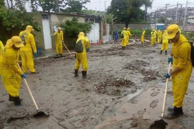 14 kentte acil durum ilan edildi! Brezilya'da 84 kişi öldü