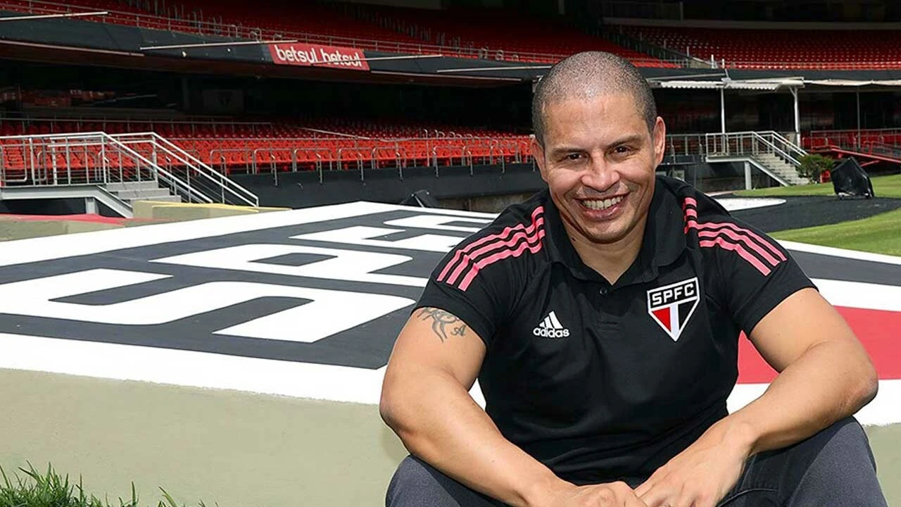 Bomba iddia: Alex de Souza Süper Lig'e geri dönüyor!