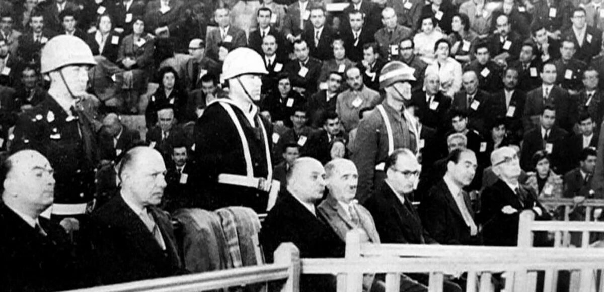 Bu da sivil andıç: 27 Mayıs cuntası ünlü isimleri tek tek fişlemiş