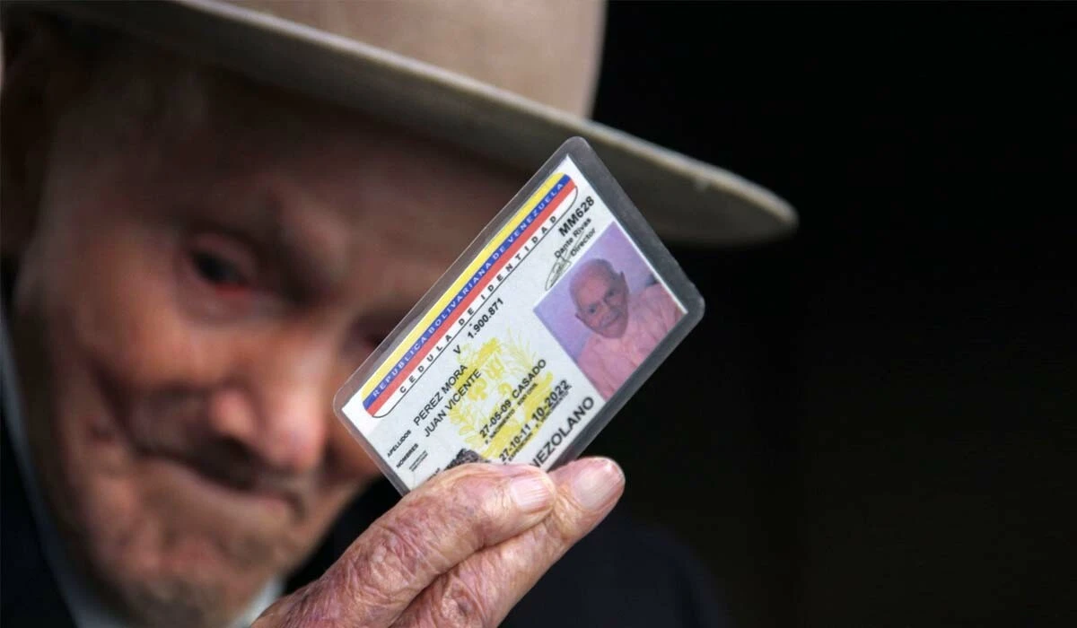 Dünyanın en yaşlı erkeği yeni yaşına girdi, uzun yaşamın sırrını 4 maddede açıkladı