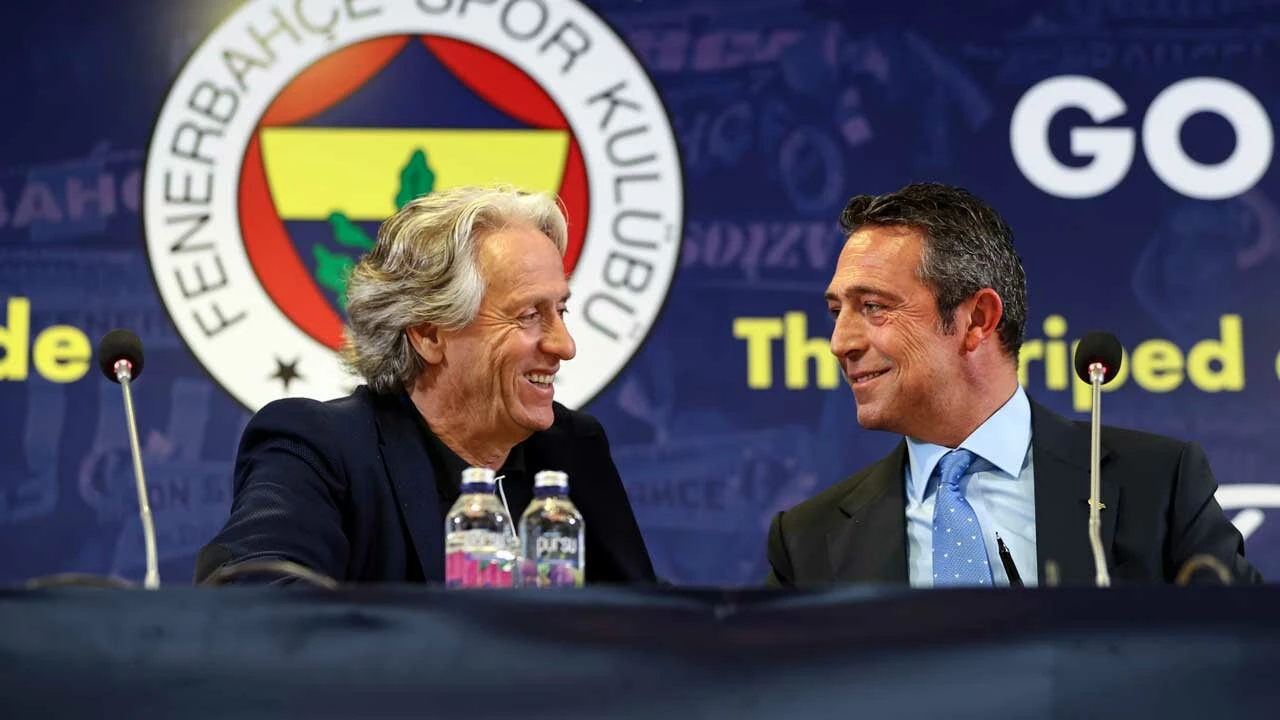 Fenerbahçe Teknik Direktörü Jorge Jesus'tan Mesut Özil açıklaması: Kadro dışı kararı devam!
