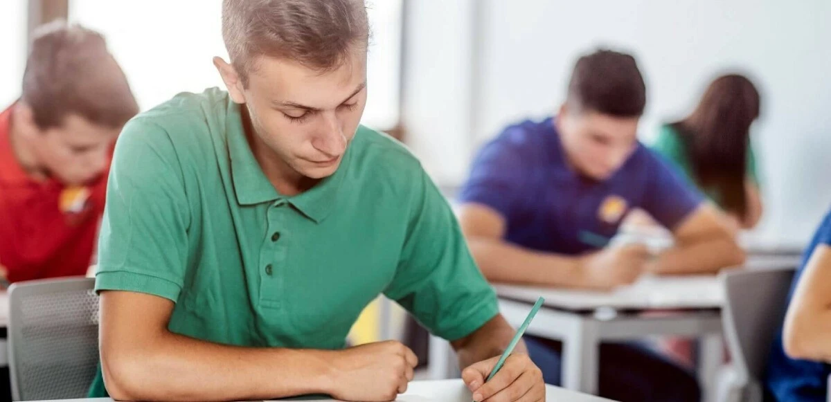 LGS yaklaşıyor, sınavınız iptal olabilir! MEB tek tek açıkladı: Sınava cüzdan, anahtar, su götürülür mü?