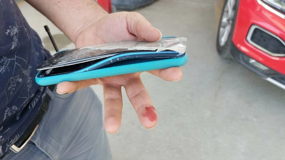 Çirkin saldırı: İha muhabirinin de aralarında olduğu gazetecileri tekme tokat dövdüler