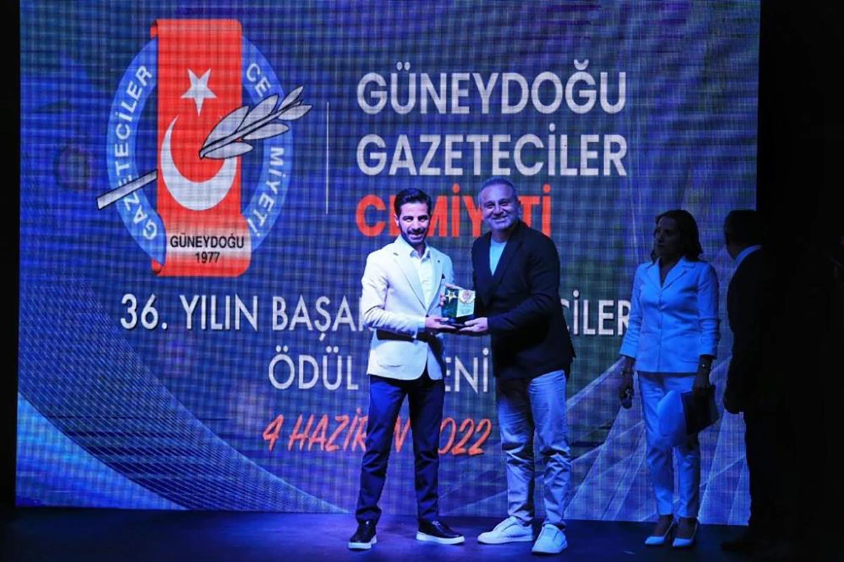 İhlas Haber Ajansı ve TGRT Haber ödüle doymuyor