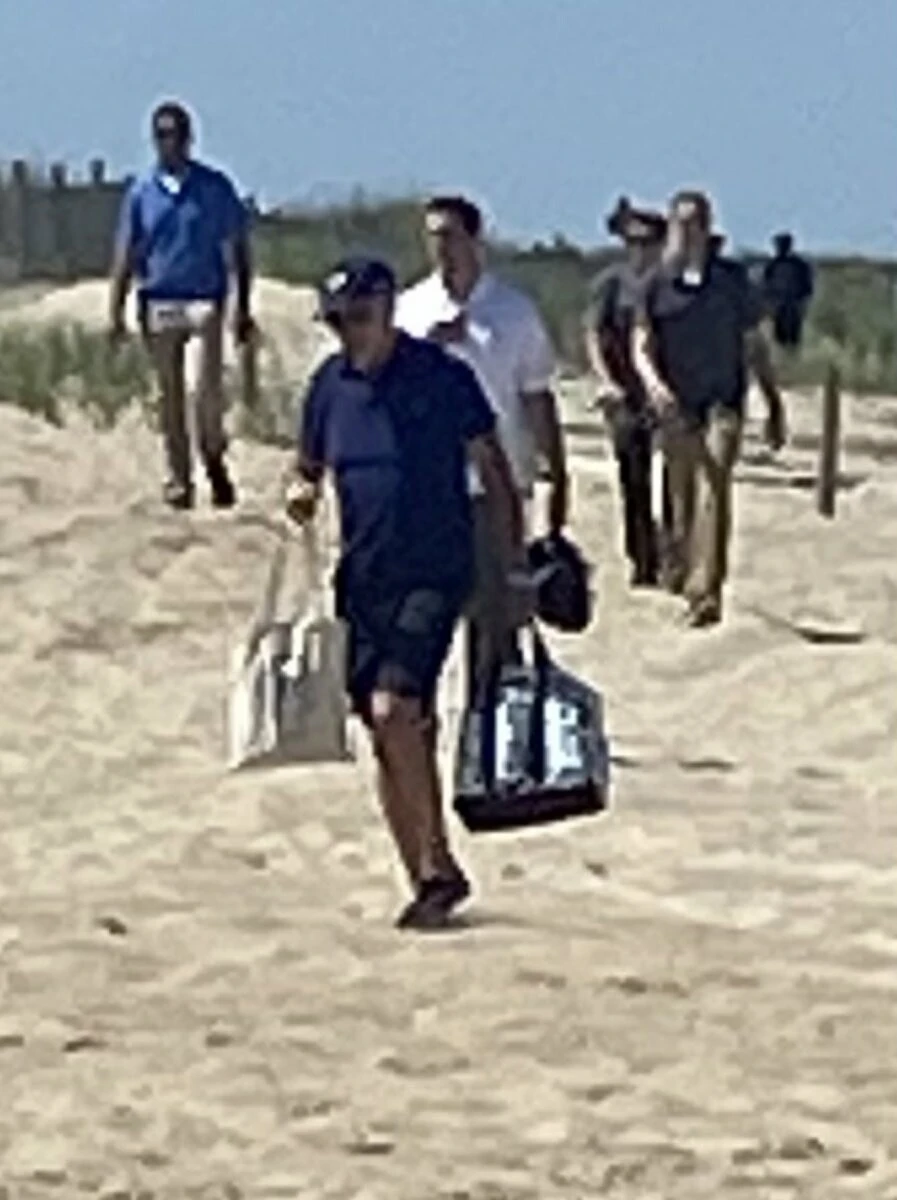 Biden ve eşi apar topar tahliye edildi!