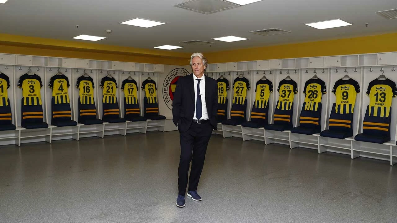 Jorge Jesus'un A planı dörtlü savunma: Hızlı ve agresif Fenerbahçe