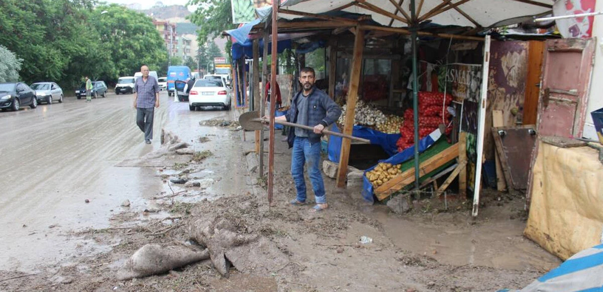 Ankara'da sağanak: Bilançosu ağır oldu