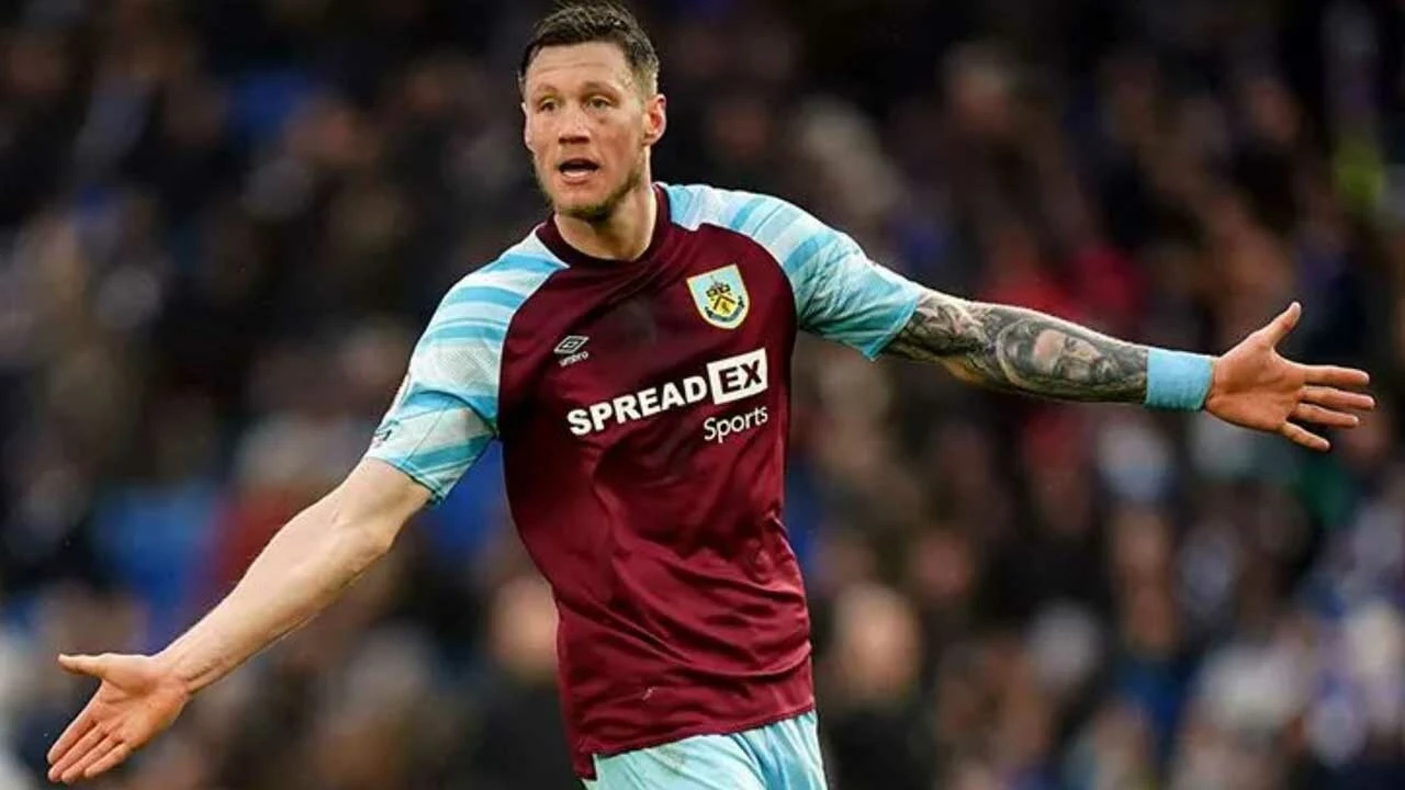 Beşiktaş'ın Wout Weghorst transferine Louis Van Gaal engeli