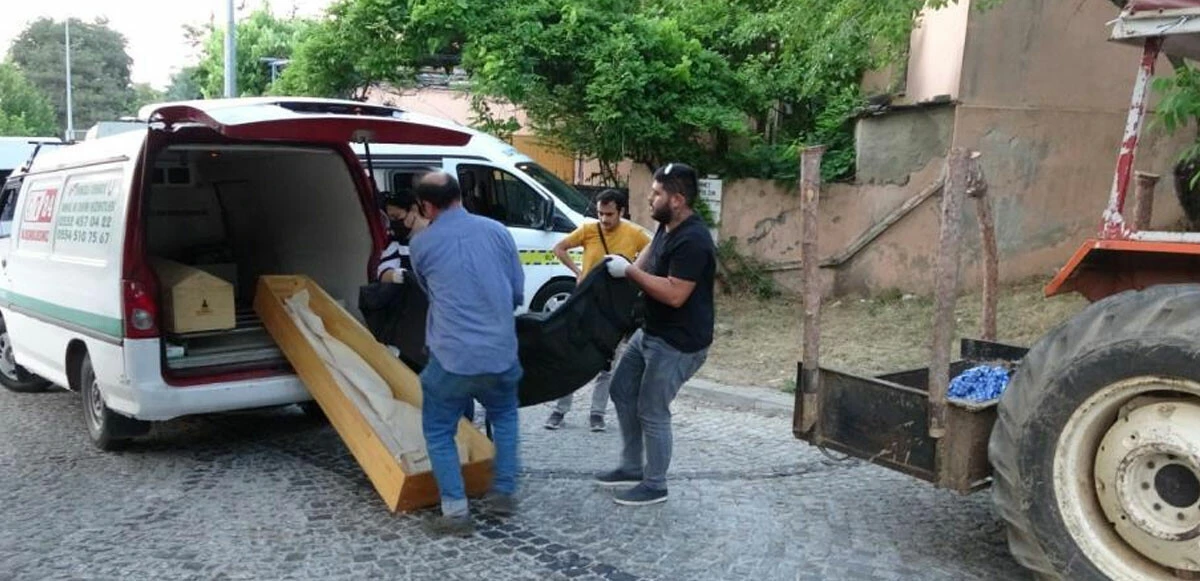 En acı yolculuk: Kendisini çeviren polise gözyaşları içinde sordu