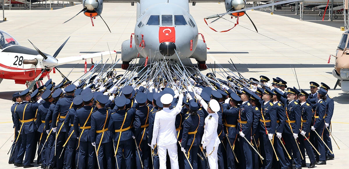 Son dakika! Bakan Akar’dan Yunanistan’a tepki: Karşılık vermeye devam edeceğiz