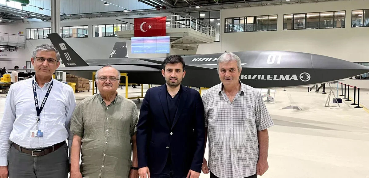 Savunma sanayi için merakla beklenen Kızılelma'dan ilk görsel geldi