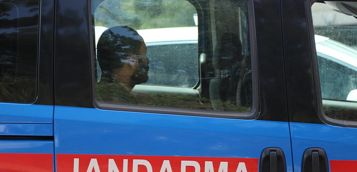 Akaryakıt tankeri otomobile çarptı! Aynı aileden 3 kişi hayatını kaybetti