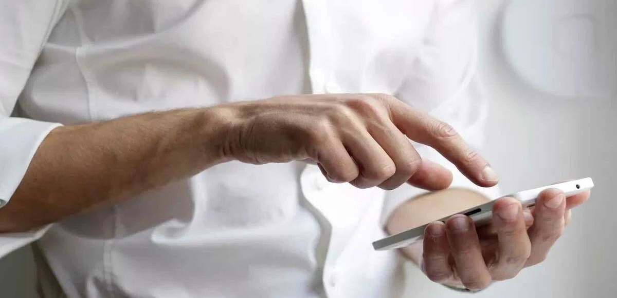 Türkiye telefonlardan gelen ses ile irkildi: Hükümet Uyarı Sistemi nedir, ne işe yarar? AFAD Hayati Uyarı Bildirimi nasıl kapatılır?