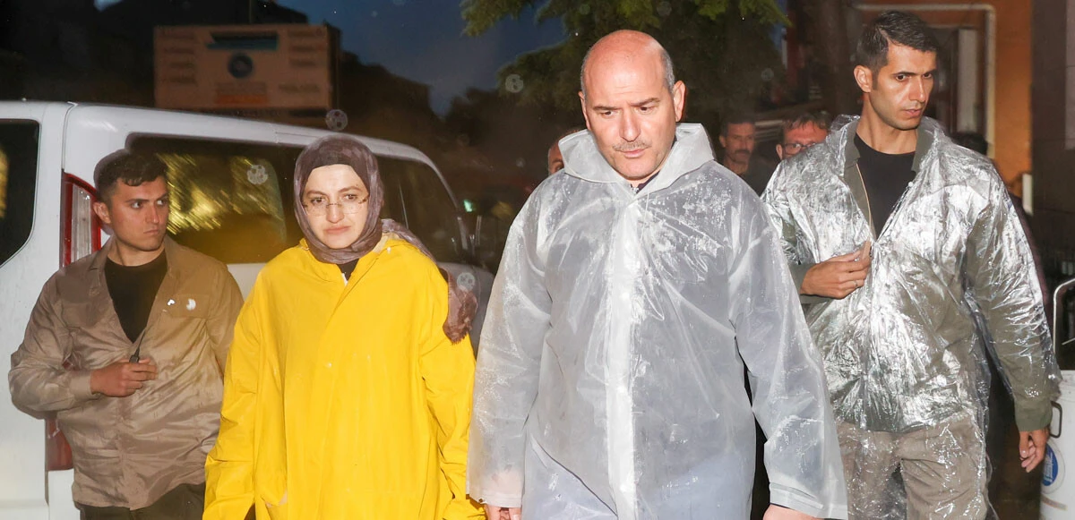 Bakan Soylu ile Yavaş sel felaketini görüştü: Sosyal medya fotoğraf karesini konuştu