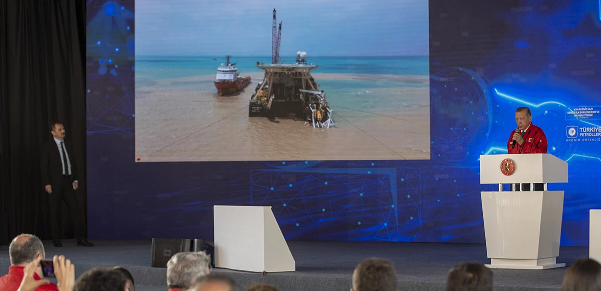 Son dakika! Karadeniz gazında tarihi gün: İlk boru suya indirildi, Erdoğan 4. geminin adını açıkladı