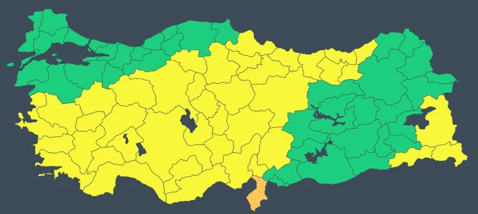 Meteoroloji 42 kent için alarm verdi: Fırtınalı sağanak geliyor! Rüzgar ve yağmur yıkıp geçecek