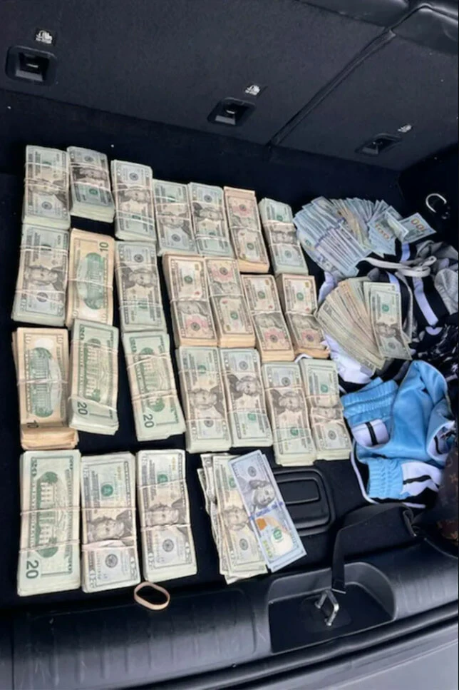 Ünlü rapçi önce ATM soyma şarkısı yaptı ardından gerçeğe dönüştürdü