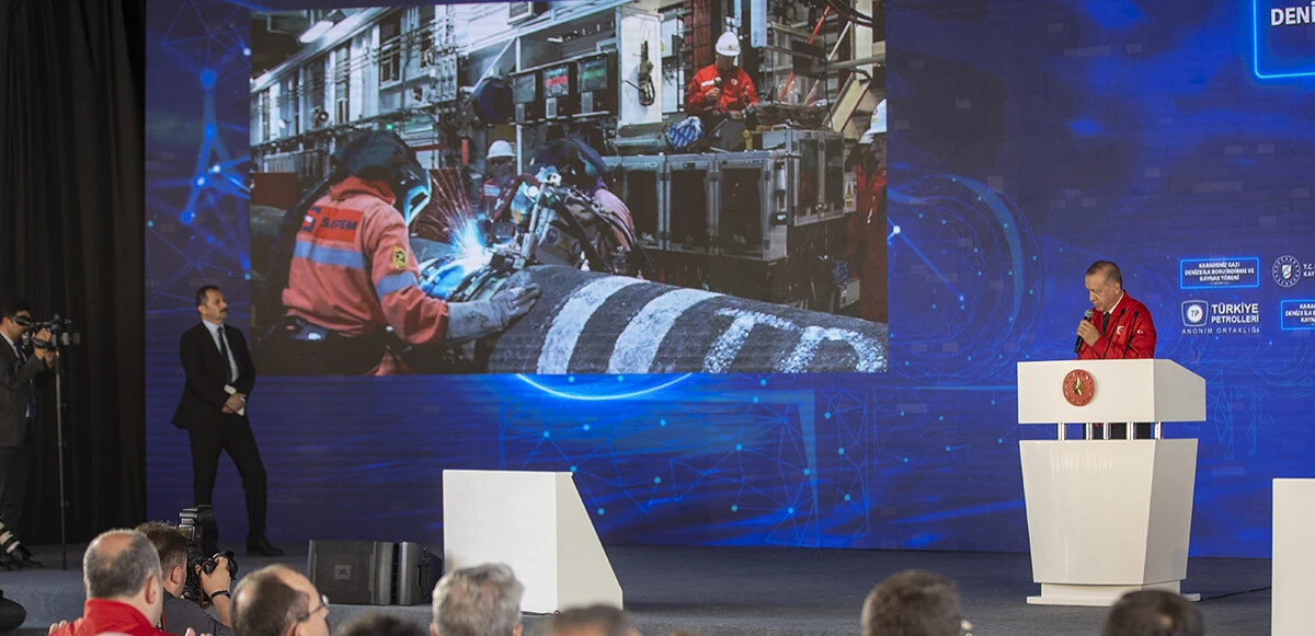 Son dakika! Karadeniz gazında tarihi gün: İlk boru suya indirildi, Erdoğan 4. geminin adını açıkladı