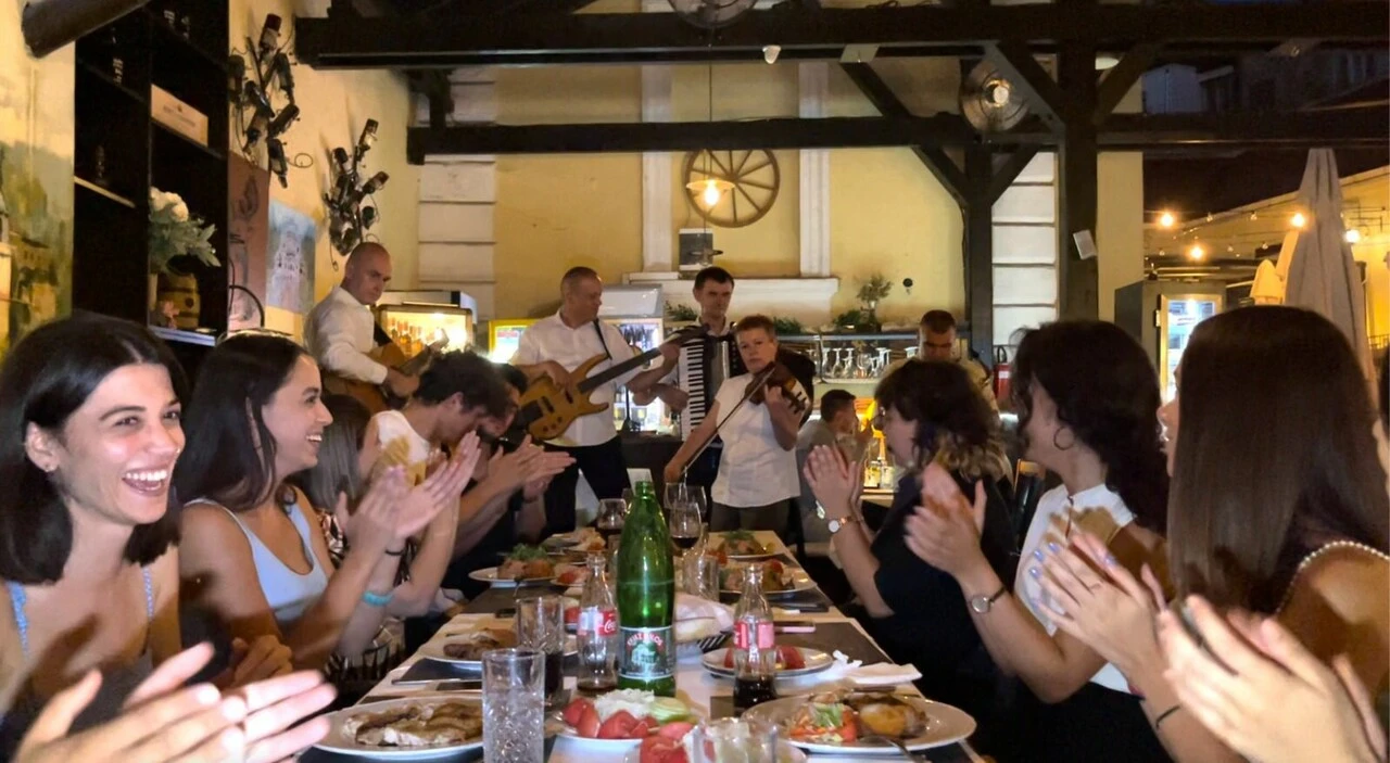 Cihan Tuna Arslan 33. yaş gününü takipçileri ile <a href=