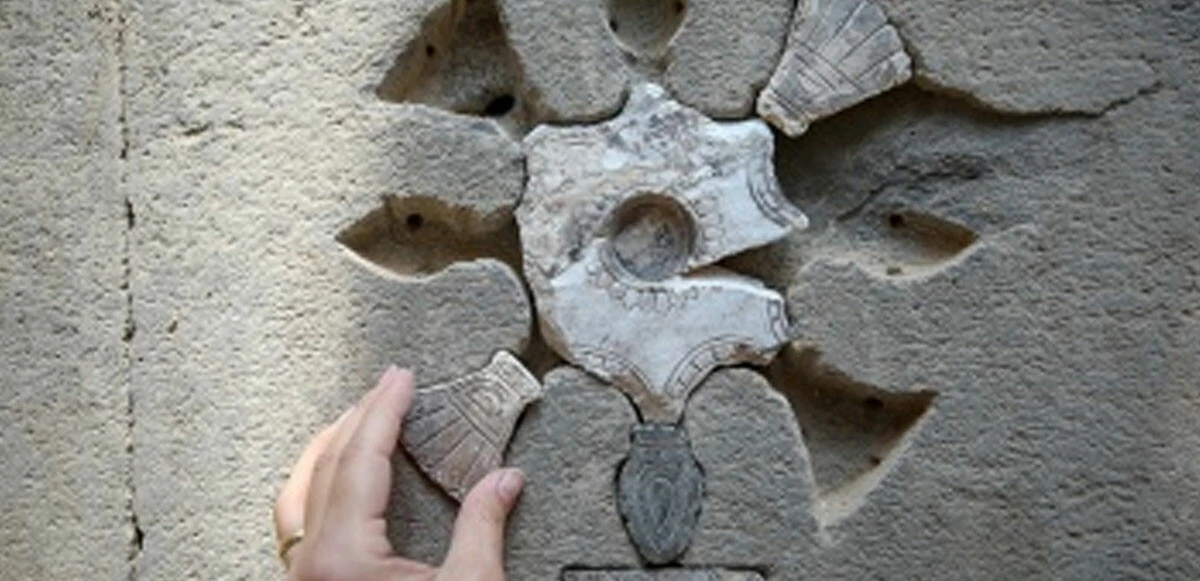 Van'da definecilerden ‘yanlışlıkla’ tarihe ışık tutan keşif: Hazine ararken 2.700 yıllık Urartu tapınağı buldular