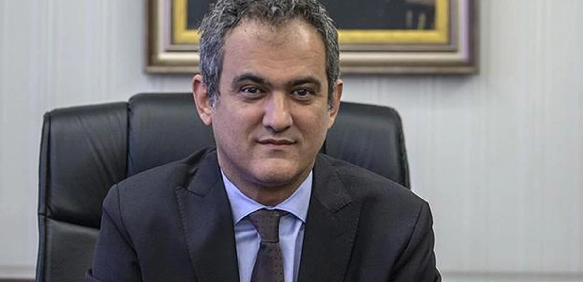 Okullarda karne heyecanı: 18 milyon öğrenci yaz tatiline girdi