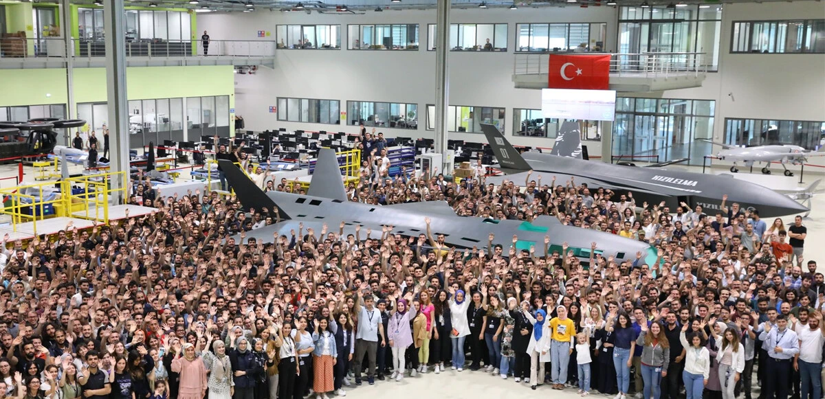 KIZILELMA MİUS’dan yeni gelişme! Daha önce hiç görülmemişti