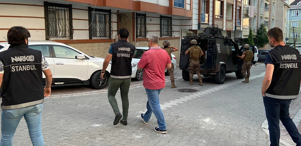 İstanbul’da eş zamanlı uyuşturucu operasyonu!