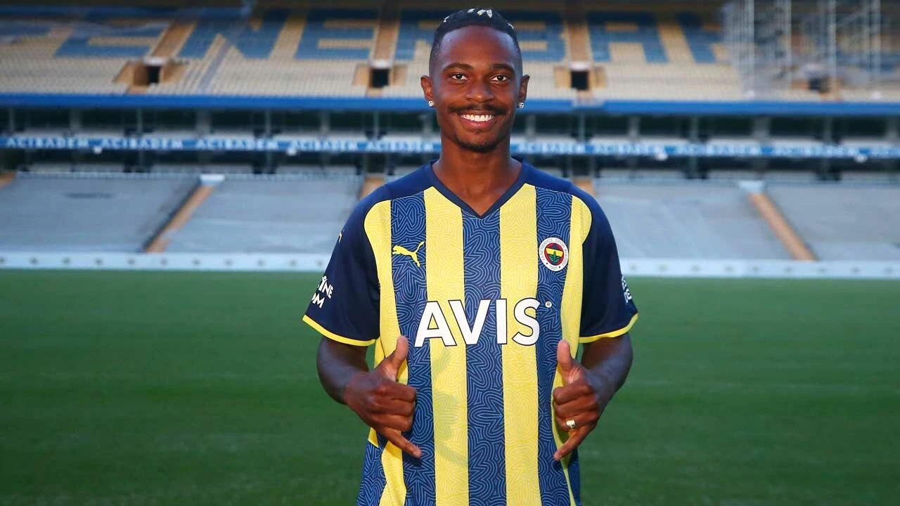 Fenerbahçe'nin yeni transferi Lincoln'dan Jesus'a övgü
