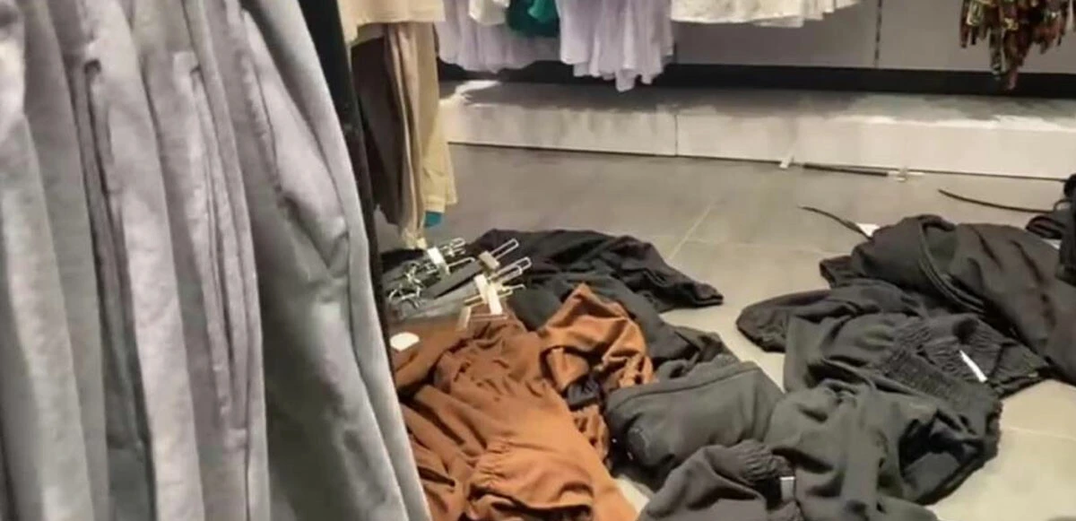 Kadın mağazasında 'İçeriyi mi gözetliyorsun' kavgası