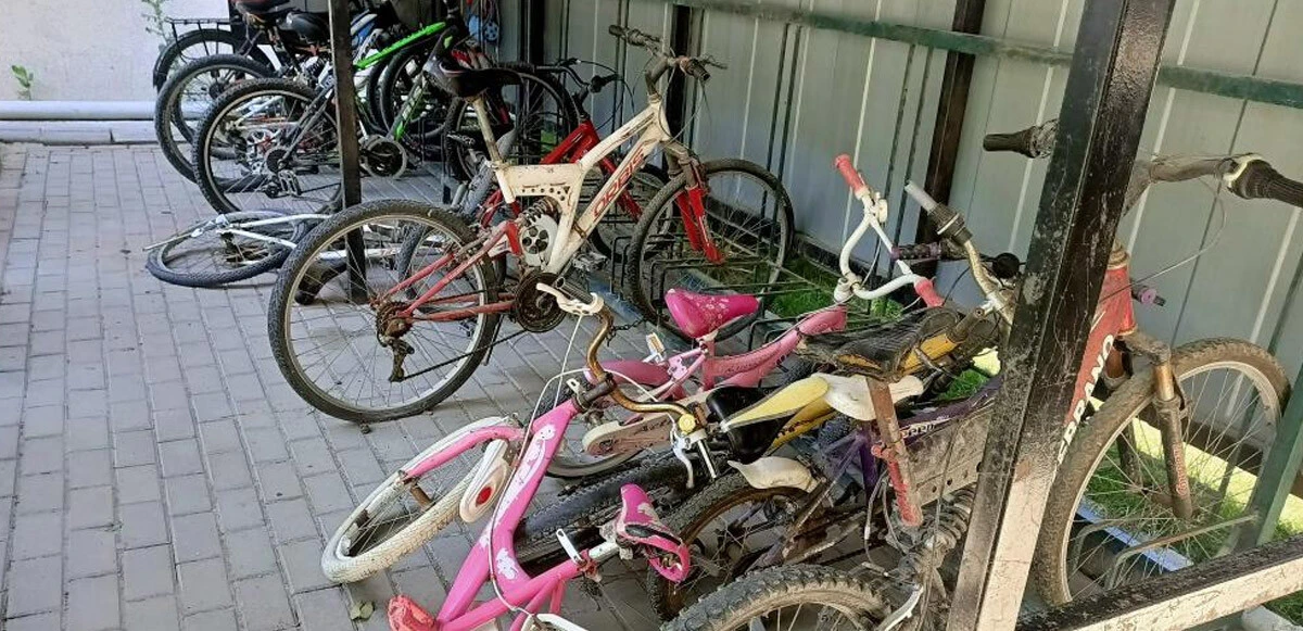 Beylikdüzü’nde bir siteden 30 bin TL değerinde 4 bisiklet çaldı