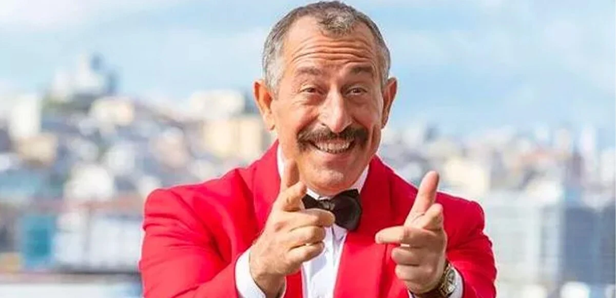 Cem Yılmaz'dan yeni filmi Ayzek için açıklama: Sosyal medya hesabından duyurdu!