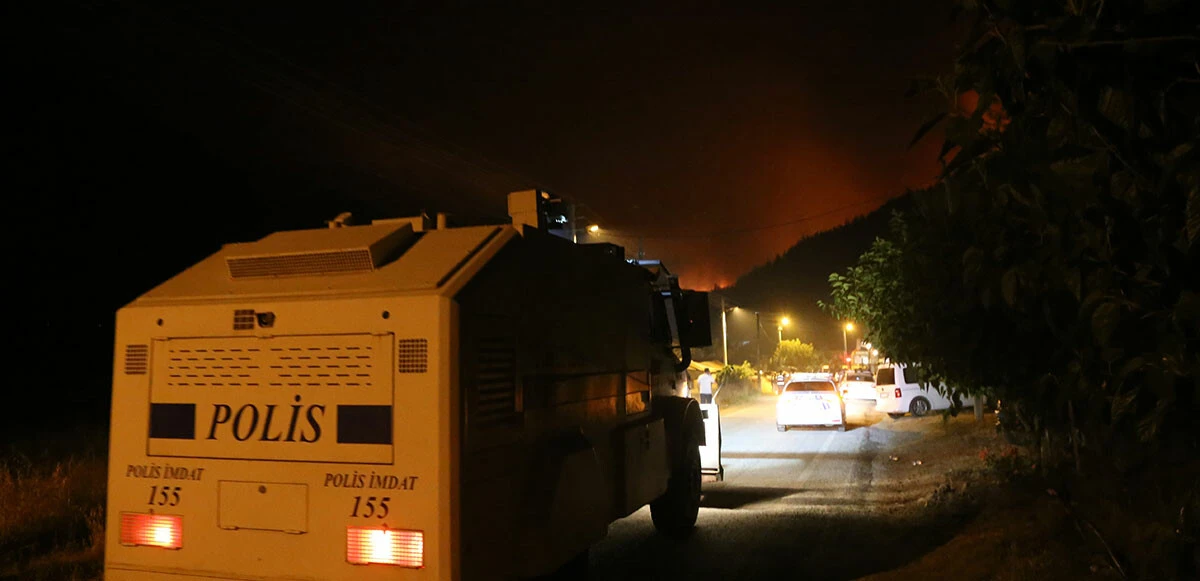 Son dakika: Ters rüzgar yangını büyütüyor! Marmaris'teki orman yangınında son durum: Savcılık soruşturma başlattı, Erdoğan da bölgede